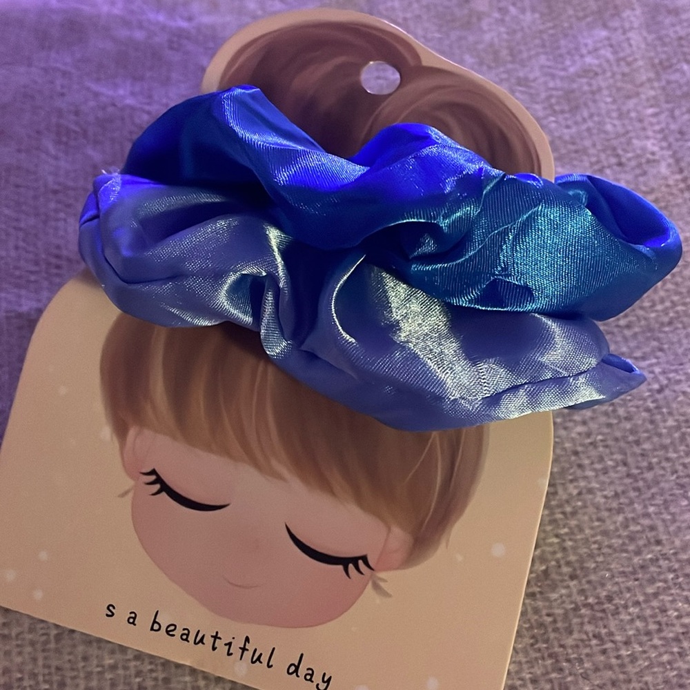 Satin Scrunches